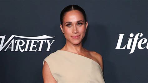 nude meghan markle|Meghan Markle Stuns in Nude Dress at ‘Variety’ Power of。